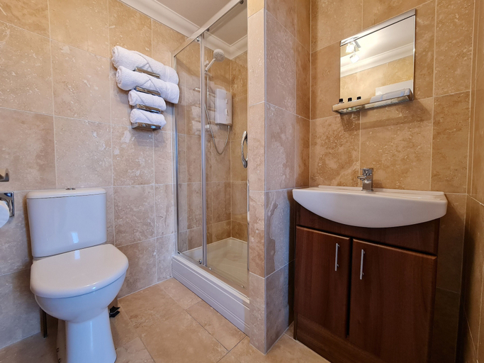 Bathroom 5, Hotel Ocean, Norfolk
