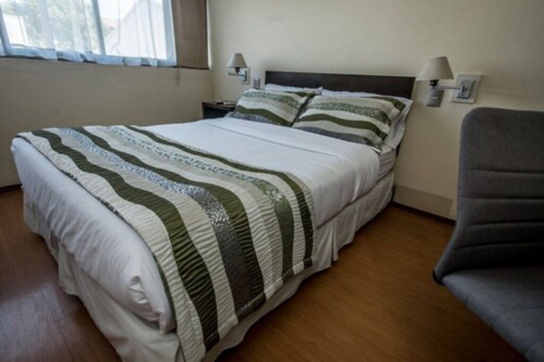 Bedroom 3, Hotel Capelli Express, Talca