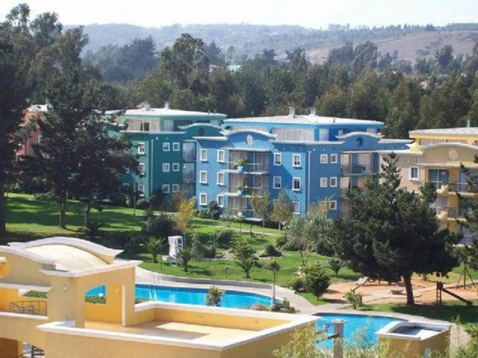 Exterior & Views, Espacioso departamento con piscina, San Antonio