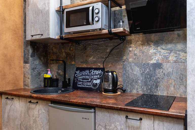 Others 5, More Apartments na Estonskoy 37 k11, Sochi gorsovet