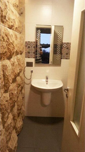 Bathroom 3, Beit Wadih, Kasrouane