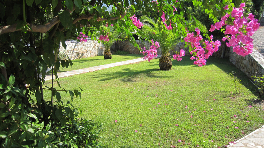 Others 5, Messinian Blue SeaSide Villa, Peloponnese