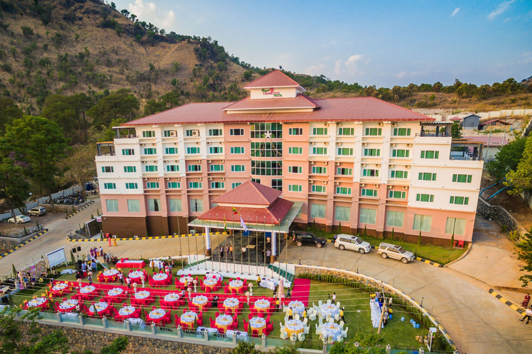 Exterior & Views 2, Royal Taunggyi Hotel, Taunggye