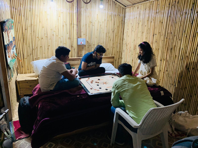 Food & Drinks 3, Tirthan Village Huts, Kullu