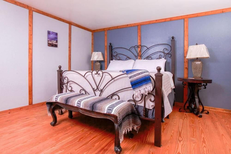 Bedroom 5, Round Top Hotel, Fayette