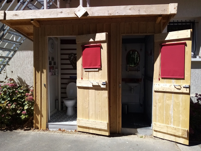 Exterior & Views 2, Les Tonneaux de l'Eure Logement Insolite, Eure