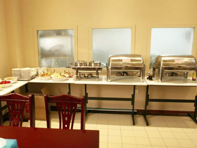 Food & Drinks 4, GreenTree Inn Zhenjiang Gaotie Wanda Square Express Hotel, Zhenjiang