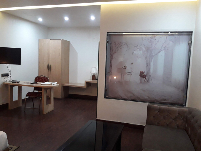 Others 5, Hotel Jalsa inn, Bhopal