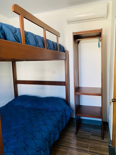 Bedroom 3, Hotel Sirius, San Mateo