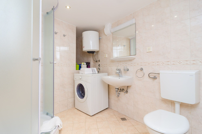 Bathroom 4, Apartment Domix, Dubrovnik
