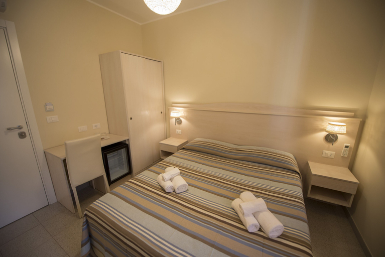 Bedroom 3, Donna Rosa Accommodation, Vibo Valentia