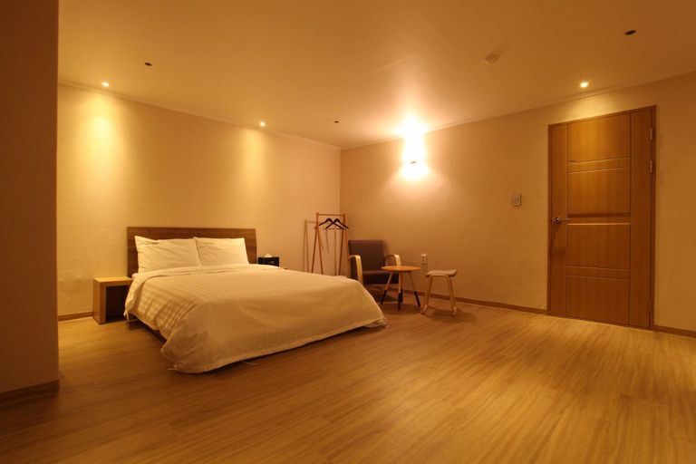 Bedroom 3, Hotel violet, Goyang