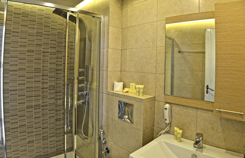 Bathroom 4, Princess Irini Sea Front, Crete