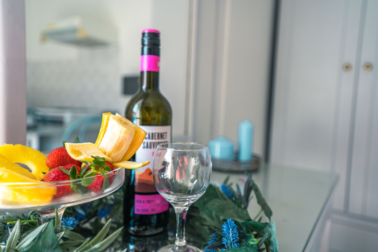 Food & Drinks 5, Rodi blue, Crete