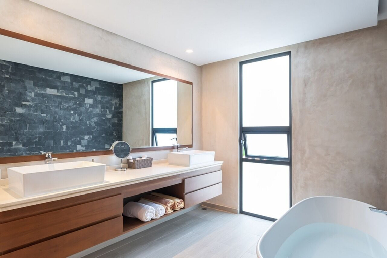 Bathroom 3, Luxury Apartment at Panoramic, Cozumel
