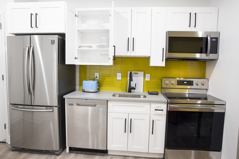 Others 5, Peachtree Suites, Jersey City