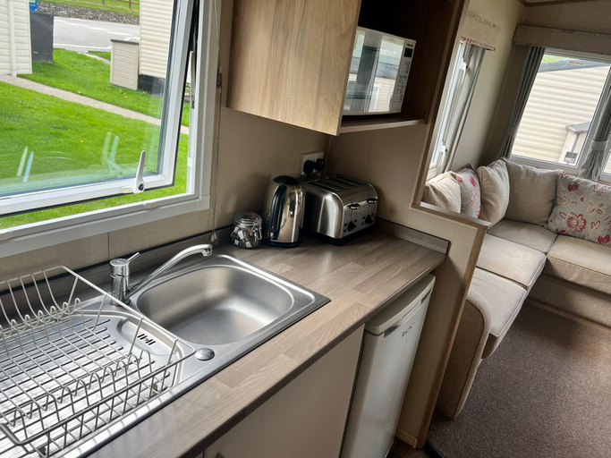 Others 5, Adorable Caravan in Newquay Bay Resorts Nb98, Cornwall