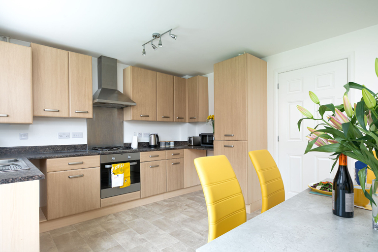 Others 5, KVM - Thorpe House, Peterborough