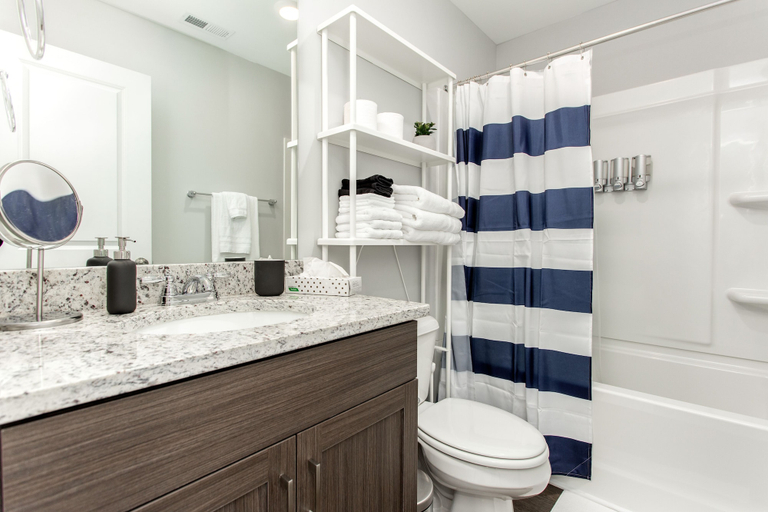Bathroom 5, Beautiful New Construction Near Airport, Fulton