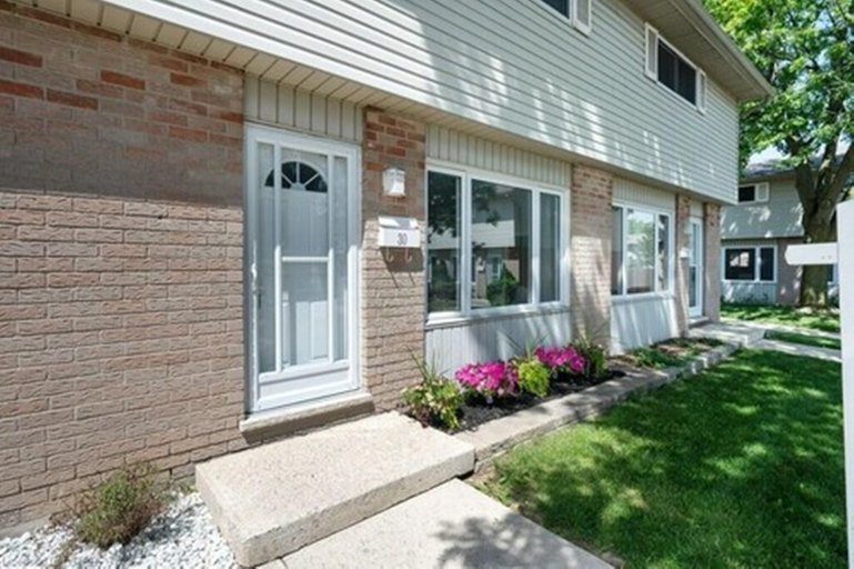 Exterior & Views 2, GLOBALSTAY. Elegant 3 Bedroom Townhouse in London, Middlesex