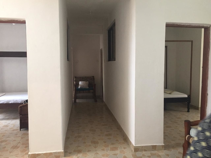 Bedroom 2, Zaradise, Kisauni