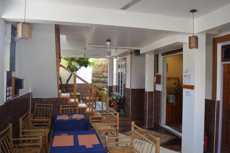Food & Drinks, Sunshine View, Maafushi Island