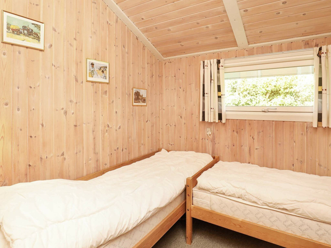 Bedroom 2, Beautiful Holiday Home in Blåvand With Sauna, Varde