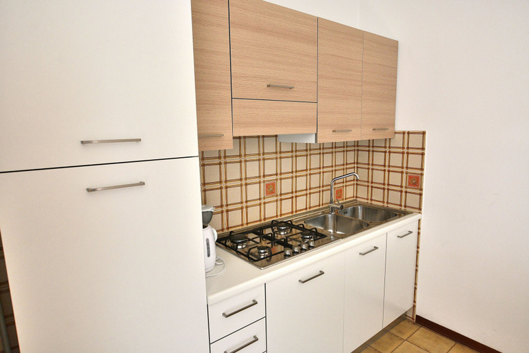 Others 4, Apartment Rosa Bourbon With Pool, Verona