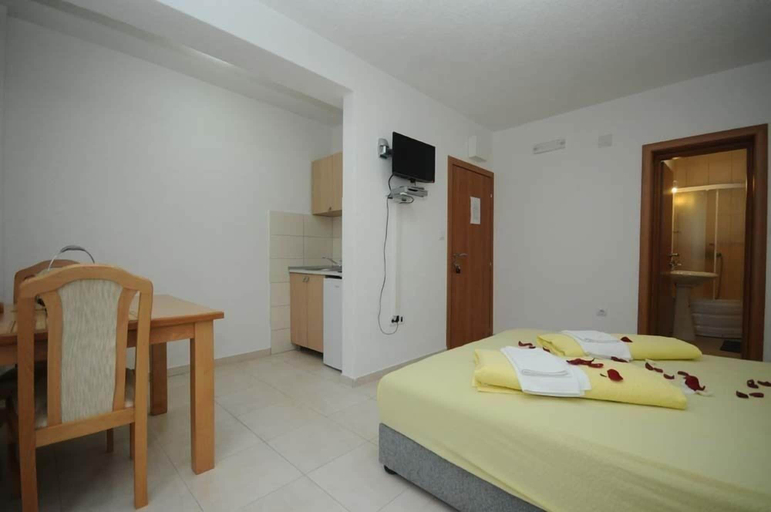 Bedroom 2, Andjela Apartments