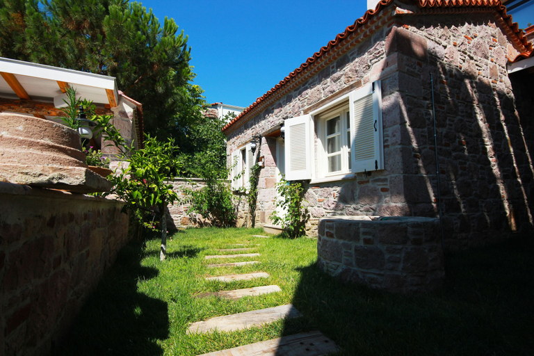 Exterior & Views 2, Lunaria Guest House, Ayvalık