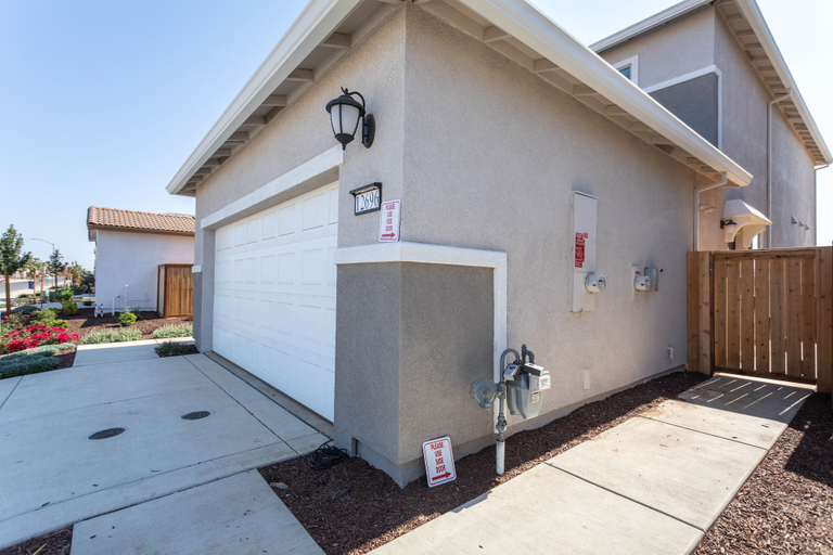 Exterior & Views 2, Private Rancho Cordova Retreat, Sacramento