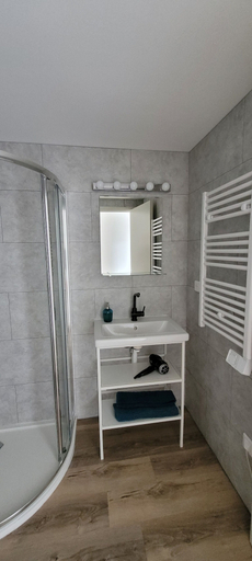 Bathroom 4, Résidence Sopramare, Haute-Corse