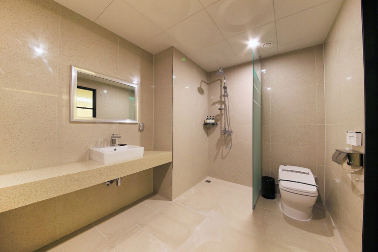 Bathroom 3, Balsan Golden Hotel, Gangseo