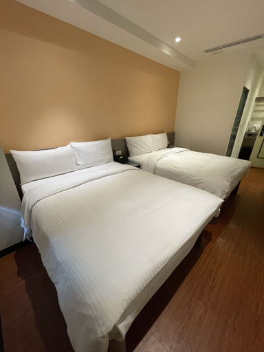 Bedroom 3, Good Day Inn, Taipei City