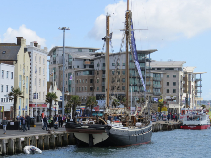 Others 4, Andiamo, Poole