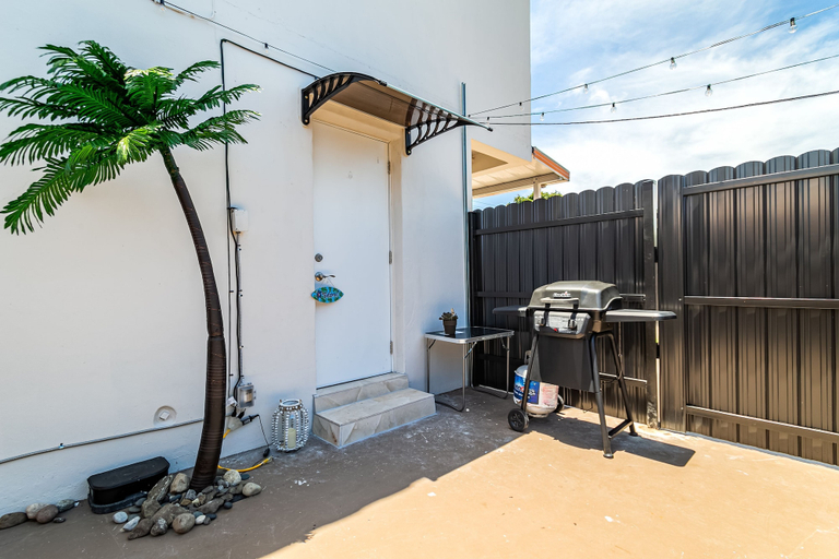 Exterior & Views 2, 2 Bed2 Bath House with Backyard Jacuzzi, Miami-Dade
