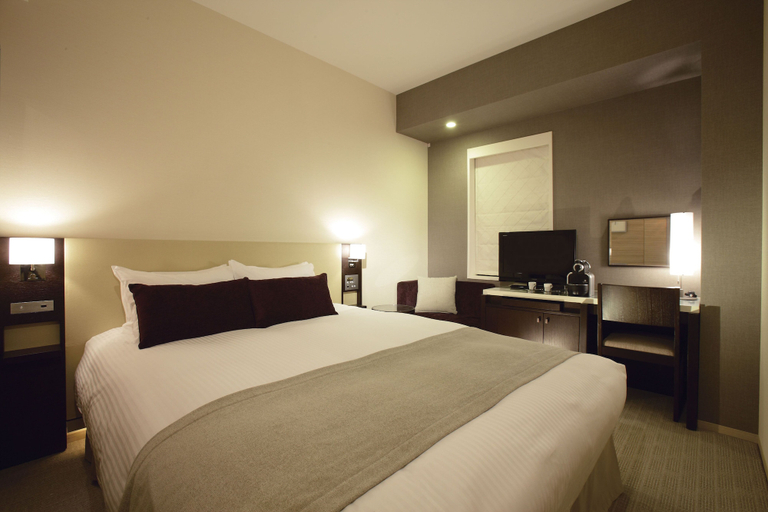 Bedroom 3, KOKO HOTEL Kobe Sannomiya, Kobe