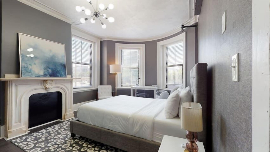 Bedroom 2, Premier Suites - Bay Village, Boston