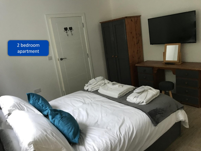 Bedroom 2, Ocean View Apartments, Cornwall