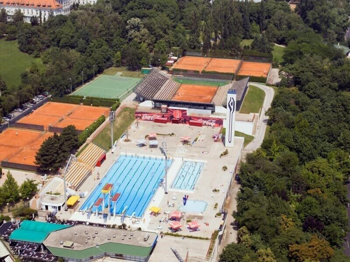 Exterior & Views, Hostel Poolside, Zagreb
