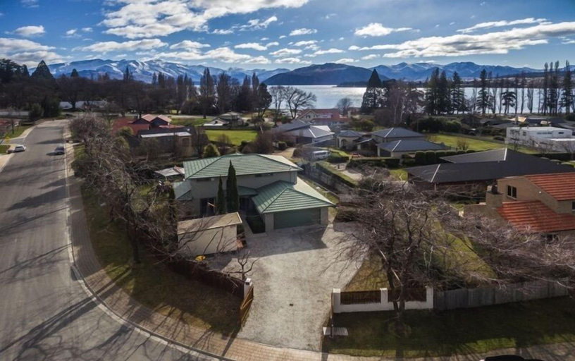 Others 5, Ultimate Escapes, Queenstown-Lakes