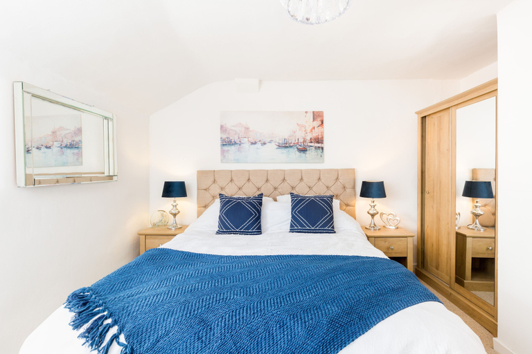 Bedroom 3, Shakespeare House, Free Parking, Town Centre Location, Warwickshire