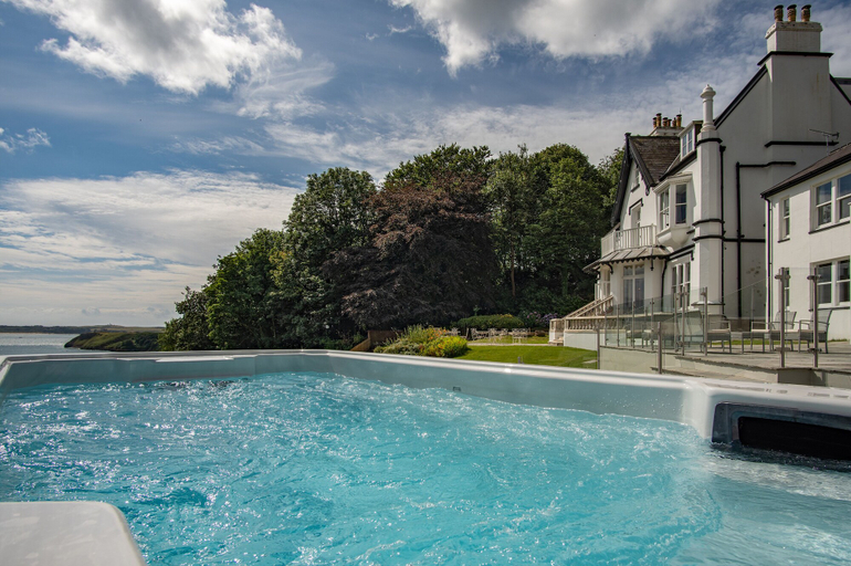 Sport & Beauty 5, Penally Manor - Luxurious Manor House, Pembrokeshire