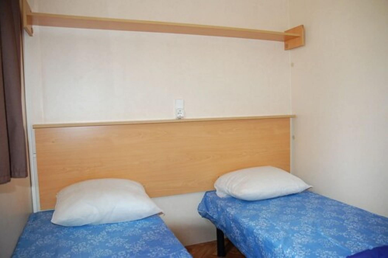 Bedroom 2, Camping Les Airelles, Ardèche