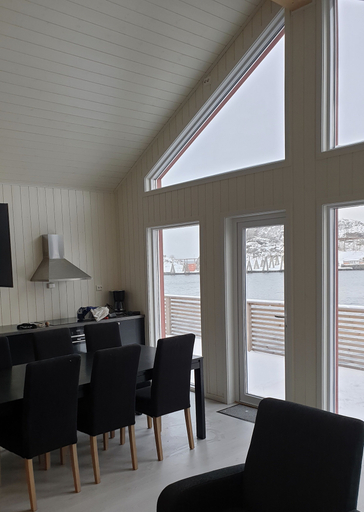 Others 4, Finnvika Lodges, Vestvågøy