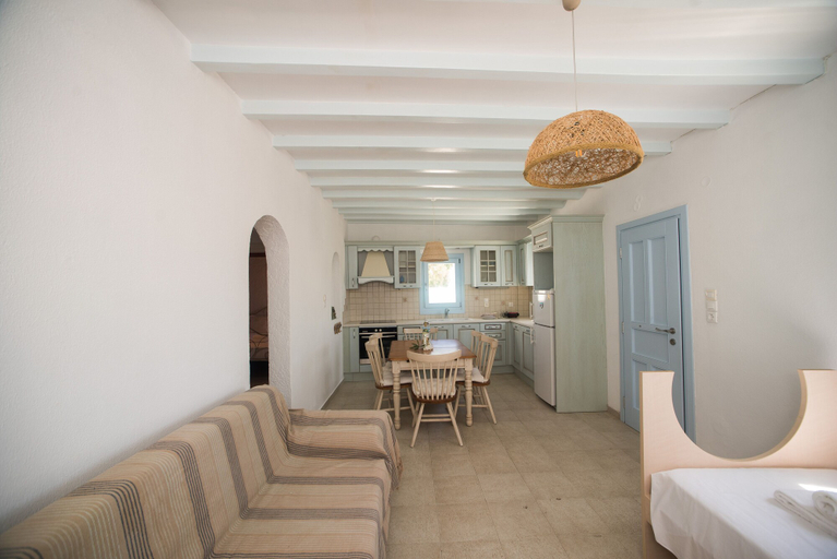 Others 5, Amazing Apt in Ano Mera, South Aegean