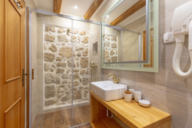 Bathroom 4, Summer Cottage, Pojezerje