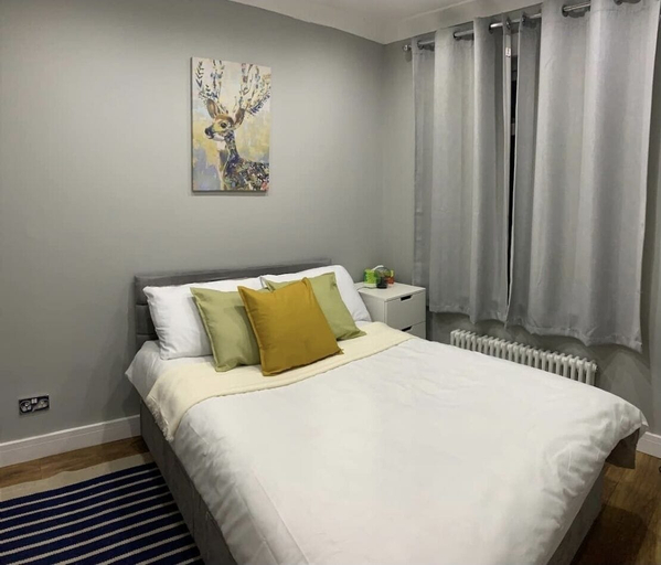 Bedroom 2, Charming 2-bed Apartment, London