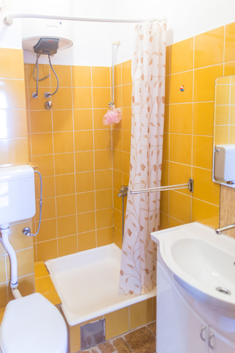 Bathroom 3, Apartments Old Town Aleksici