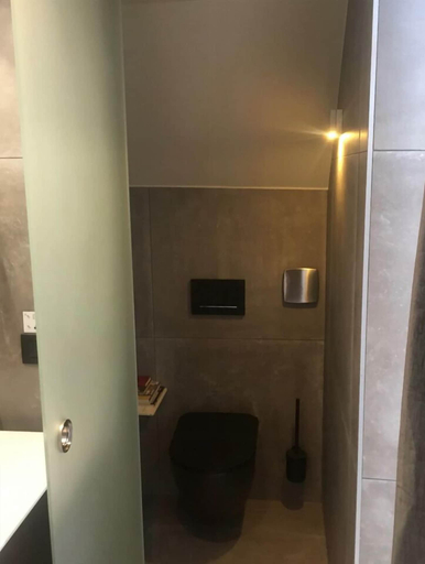 Bathroom 4, Agelandkaai.be, Oost-Vlaanderen